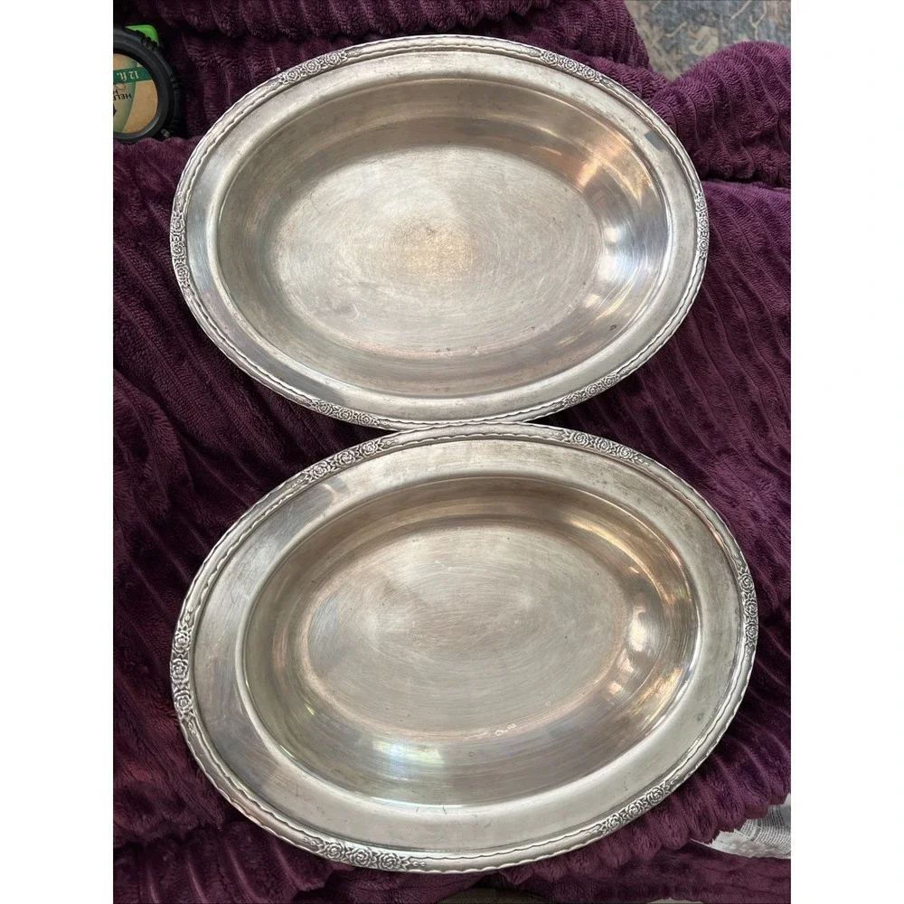 International Silver Co Camille 6012 Versatile Oval  Serving Dish With Lid